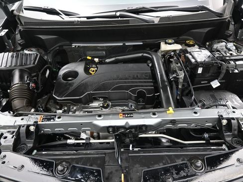 Used 2023 Chevrolet Equinox RS image 13