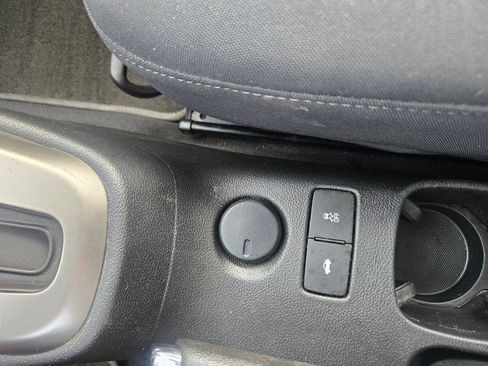 Used 2016 Chevrolet Sonic LT w/ Wheels and Fog Lamp Package FWD image 37