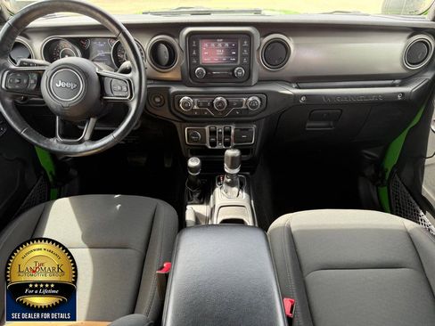 Used 2018 Jeep Wrangler Unlimited Sport S AWD/4WD image 17