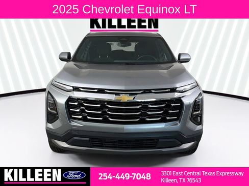 Used 2025 Chevrolet Equinox LT AWD/4WD image 2