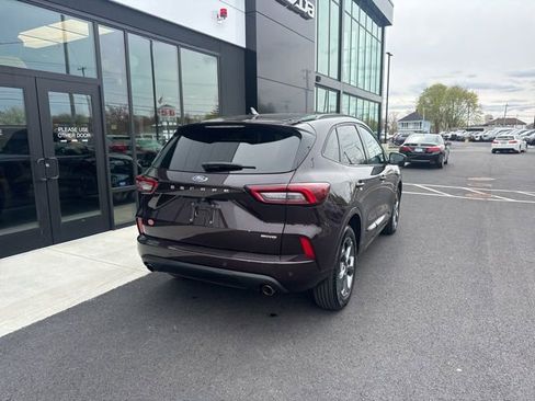 Used 2023 Ford Escape ST-Line w/ Tech Pack #1 AWD/4WD image 3