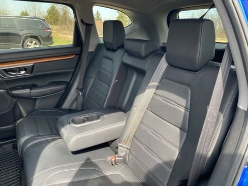 Used 2021 Honda CR-V Touring image 3