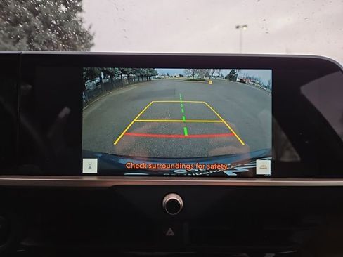 Used 2025 Toyota Crown Signia image 26