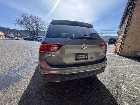 Used 2019 Volkswagen Tiguan SEL AWD/4WD image 5