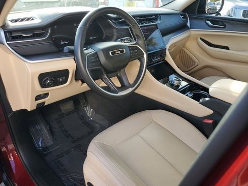 Used 2022 Jeep Grand Cherokee L Limited image 22