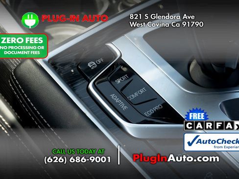 Used 2019 BMW 750i w/ Executive Package RWD image 25