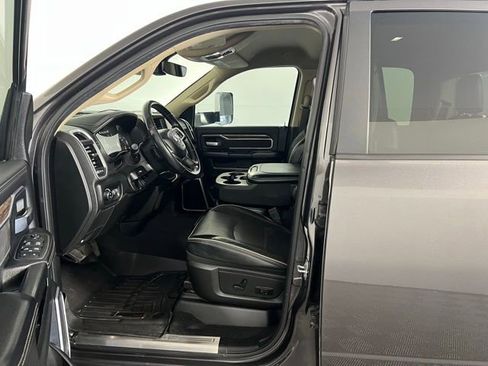 Used 2019 RAM 2500 Laramie w/ Off Road Package AWD/4WD image 16