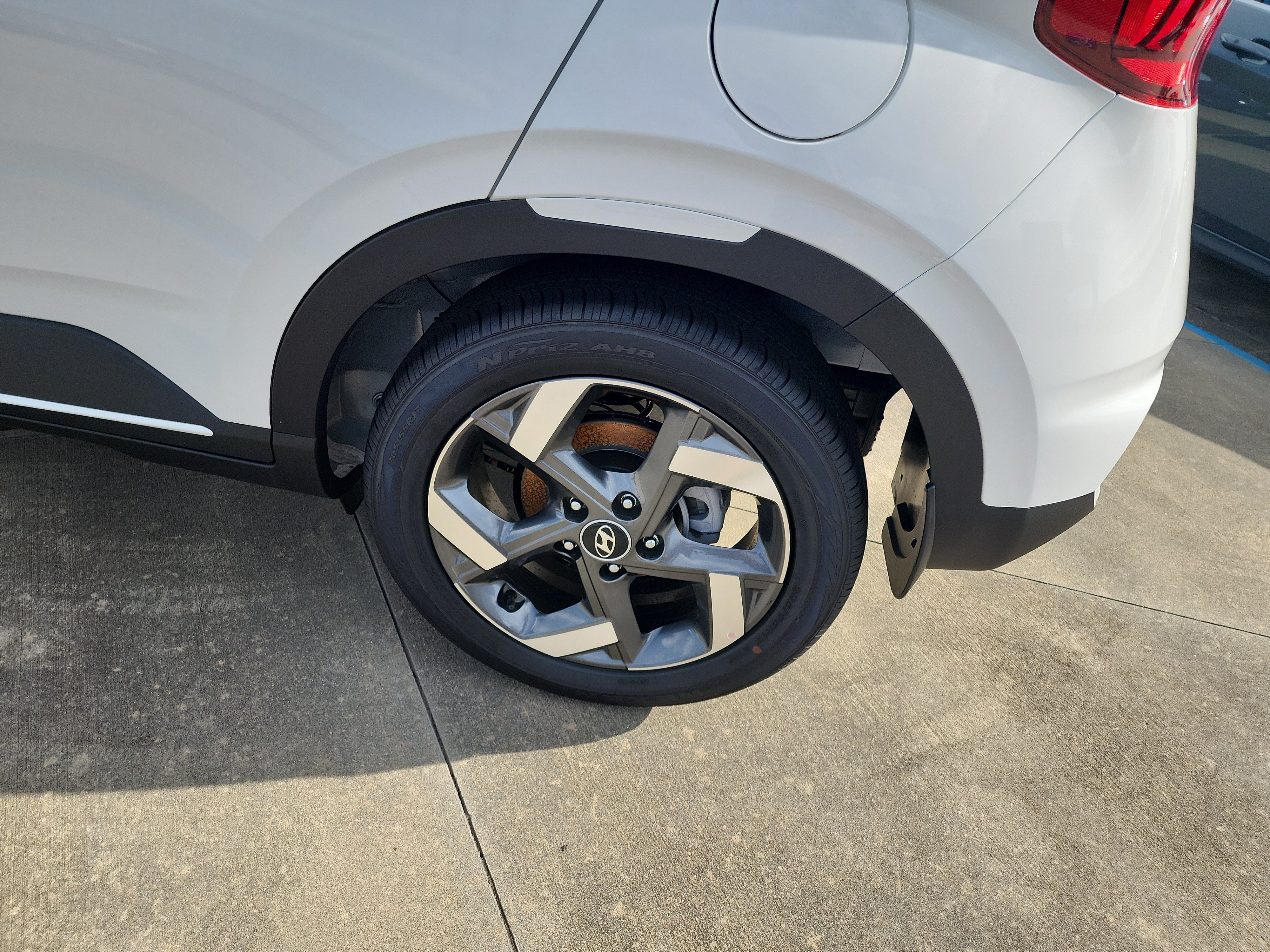 New 2026 Hyundai Venue SEL FWD image 11