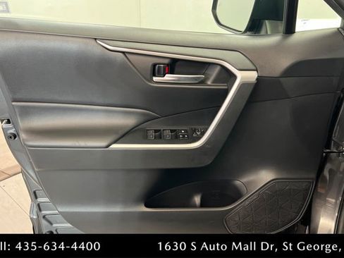 Used 2023 Toyota RAV4 XLE w/ Convenience Package FWD image 15