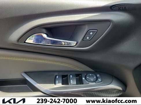 Used 2025 Chevrolet Trax ACTIV w/ Driver Confidence Package FWD image 23