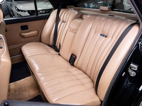Used 1988 BMW M5 RWD image 56