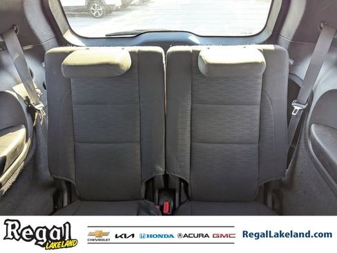 Used 2019 Dodge Durango SXT w/ 3rd Row Seating Group image 14