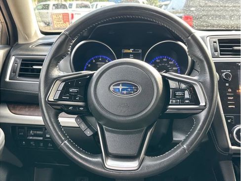 Used 2019 Subaru Outback 2.5i Limited image 16