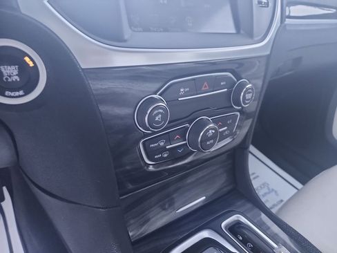 Used 2016 Chrysler 300 Limited w/ Driver Convenience Group AWD/4WD image 18