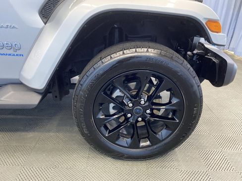 Used 2024 Jeep Wrangler Sahara w/ Technology Group image 46
