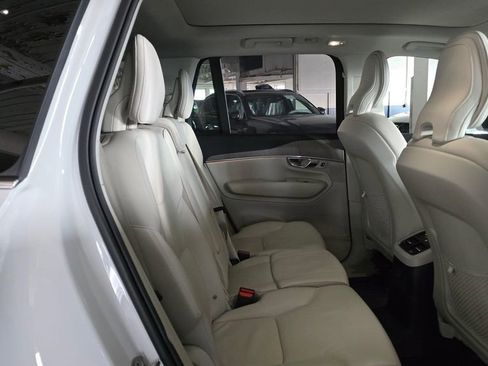 Certified 2025 Volvo XC90 T8 Plus image 12