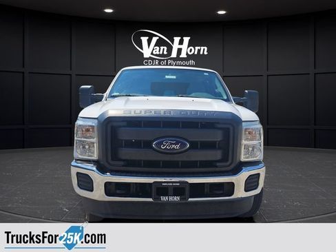 Used 2016 Ford F250 XL w/ XL Value Package AWD/4WD image 4