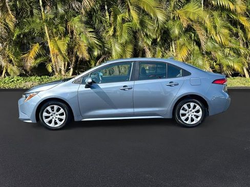 Used 2023 Toyota Corolla LE image 8