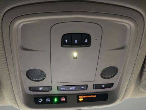 Used 2018 Cadillac XTS Luxury image 27