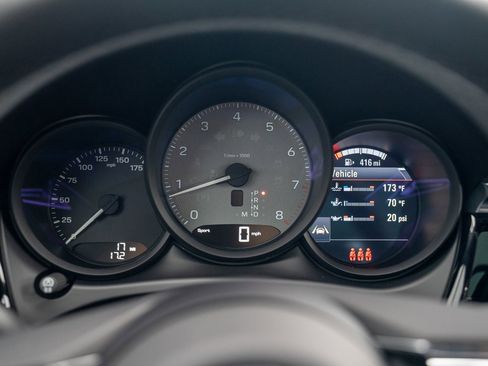 New 2026 Porsche Macan S image 15