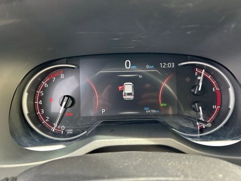 Used 2023 Toyota RAV4 XLE Premium image 18