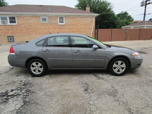 Used 2007 Chevrolet Impala LT w/ Luxury Edition Package FWD image 2