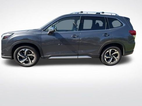 Used 2024 Subaru Forester Touring image 4