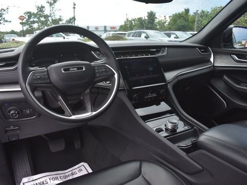 Used 2024 Jeep Grand Cherokee Limited 4xe AWD/4WD image 19