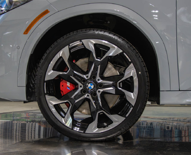 Used 2027 BMW X2 xDrive28i AWD/4WD image 7
