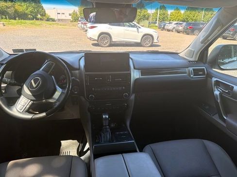 Used 2023 Lexus GX 460 Premium w/ Premium Plus Package AWD/4WD image 10