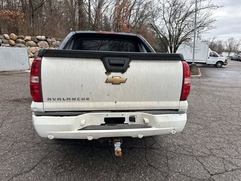 Used 2007 Chevrolet Avalanche LT w/ LT Preferred Equipment Group image 4