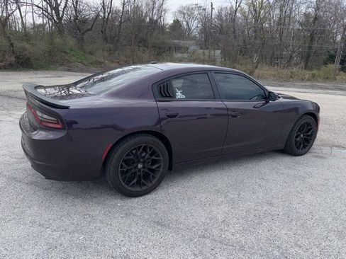 Used 2021 Dodge Charger SXT w/ Cold Weather Package image 3