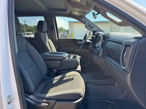 Used 2019 Chevrolet Silverado 1500 LT Trail Boss AWD/4WD image 9