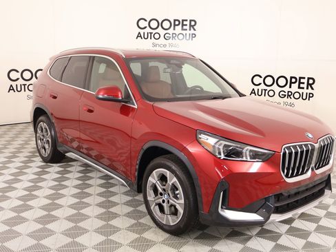 New 2026 BMW X1 xDrive28i w/ Technology Package AWD/4WD image 1