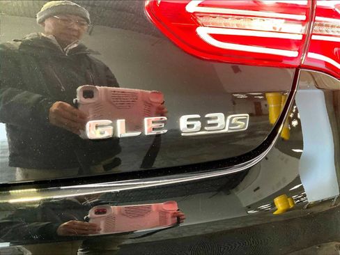 Used 2019 Mercedes-Benz GLE 63 AMG S image 35