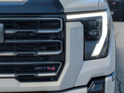 Used 2026 GMC Sierra 2500 AT4 w/ AT4 Premium Plus Package AWD/4WD image 52