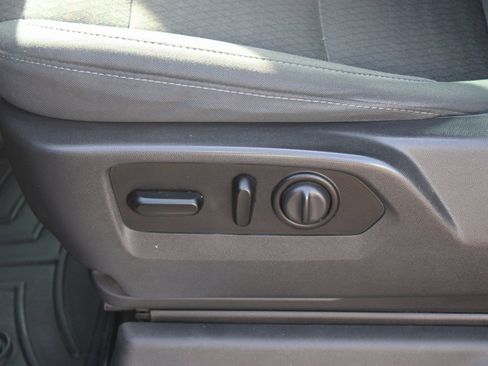 Used 2021 Chevrolet Silverado 1500 LT w/ Convenience Package II image 13