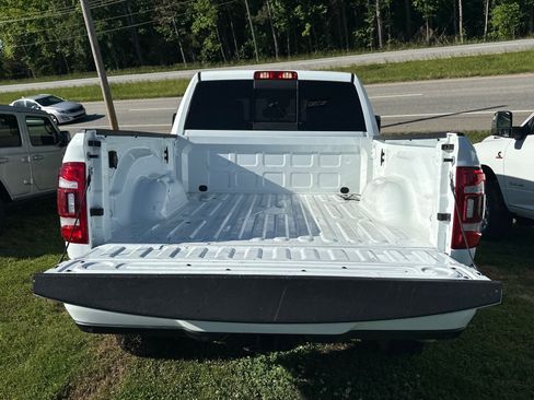 Used 2024 RAM 2500 Laramie w/ Safety Group AWD/4WD image 5