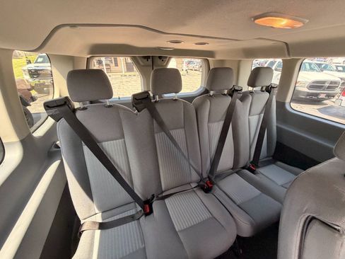 Used 2015 Ford Transit 350 XLT RWD image 21