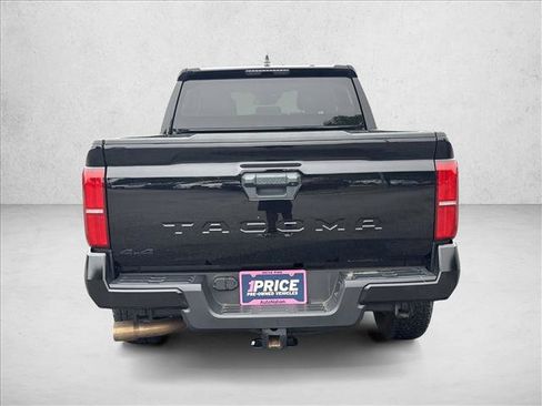 Certified 2024 Toyota Tacoma TRD Off-Road AWD/4WD image 6