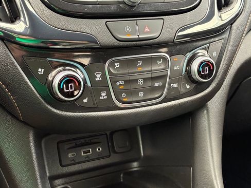 Used 2023 Chevrolet Equinox Premier AWD/4WD image 43
