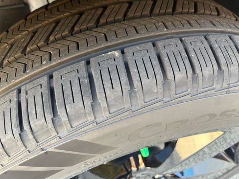 New 2026 Land Rover Defender 110 S image 26