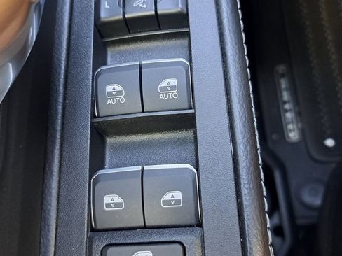 Used 2025 RAM 2500 Laramie w/ Night Edition image 14