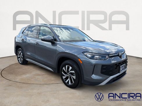 Certified 2025 Volkswagen Tiguan S FWD image 1