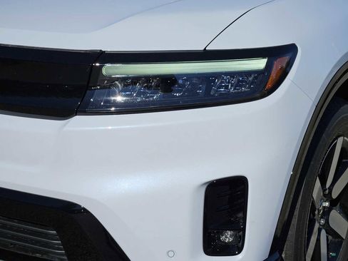 New 2026 Honda Prologue Touring image 6