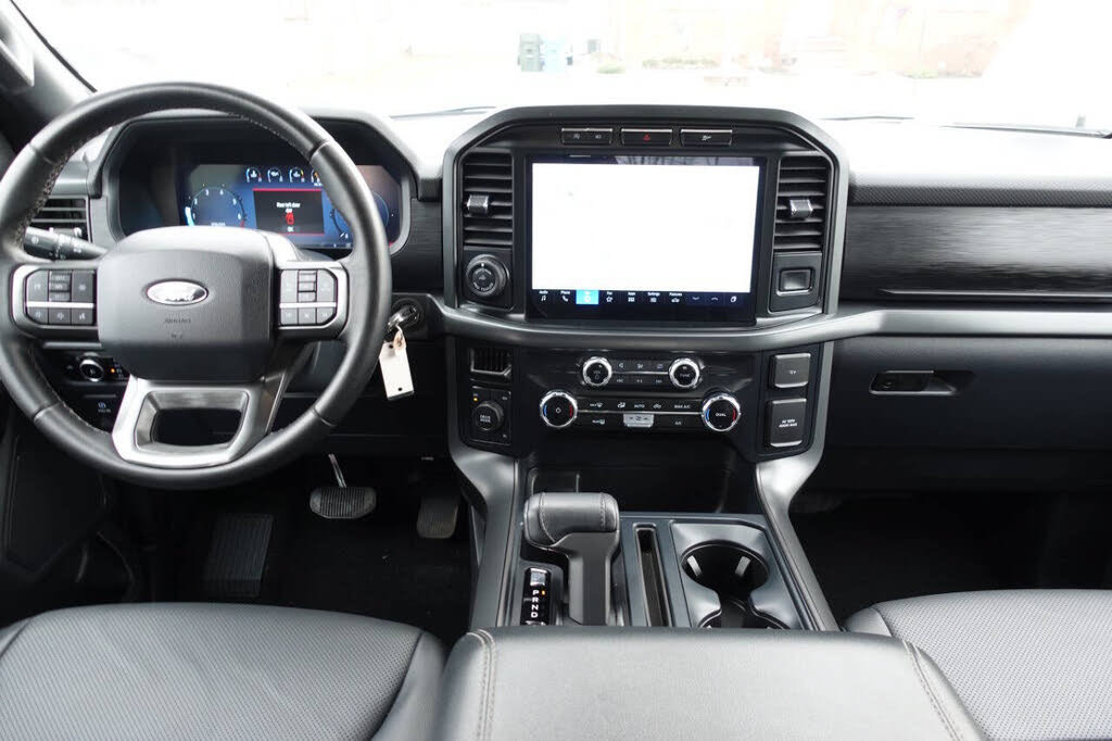 Used 2024 Ford F150 XLT w/ XLT Black Appearance Package AWD/4WD image 41