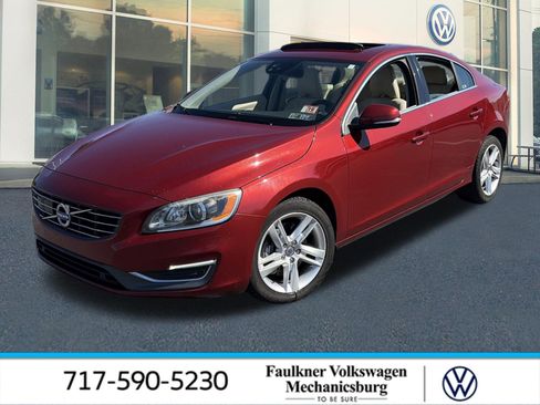 Used 2015 Volvo S60 T5 Platinum image 1