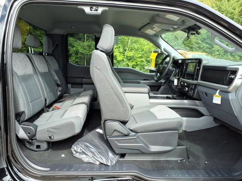 New 2026 Ford F350 XLT w/ 360-Degree Camera Package AWD/4WD image 16