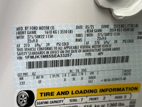 Certified 2025 Ford Expedition Max Platinum w/ Driver's Package AWD/4WD image 35