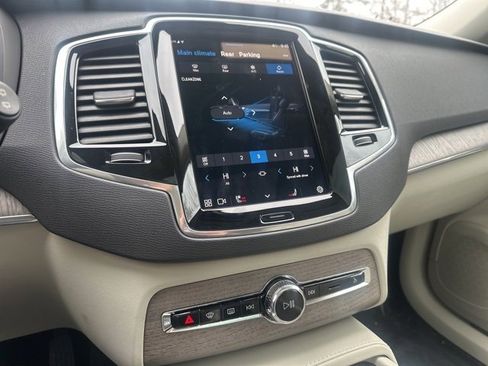 Certified 2023 Volvo XC90 B6 Plus w/ Protection Package image 22